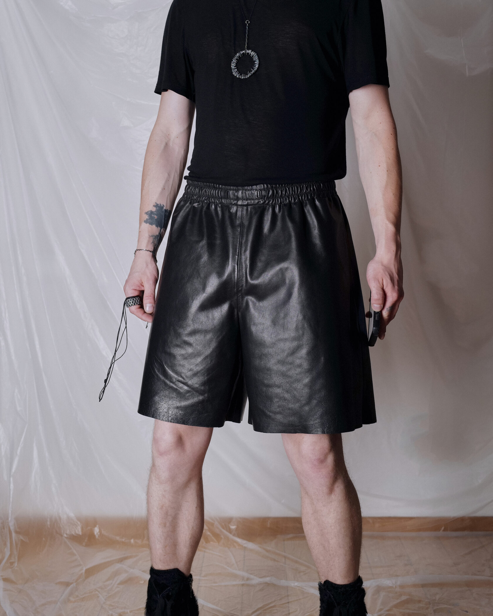 SHEEP LEATHER SHORTS