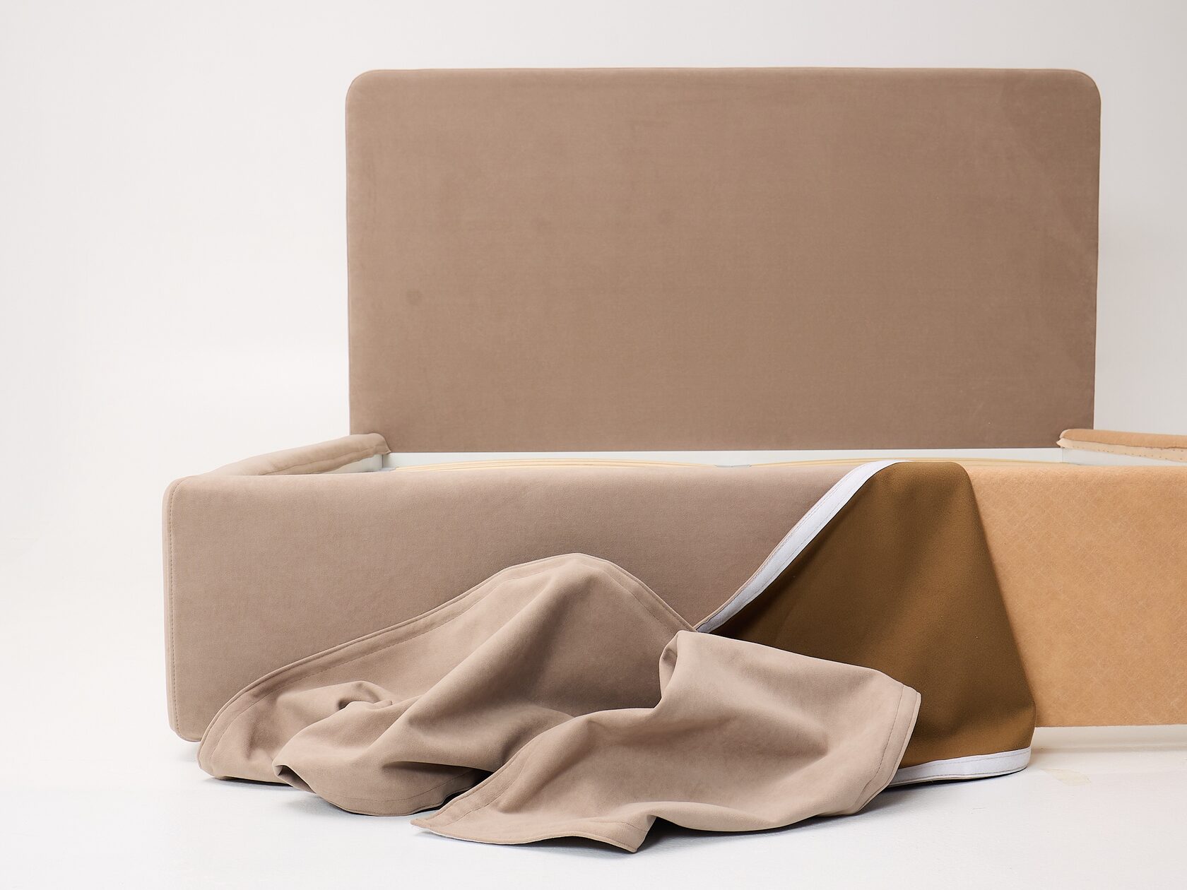 Съёмные чехлы обивки кровати