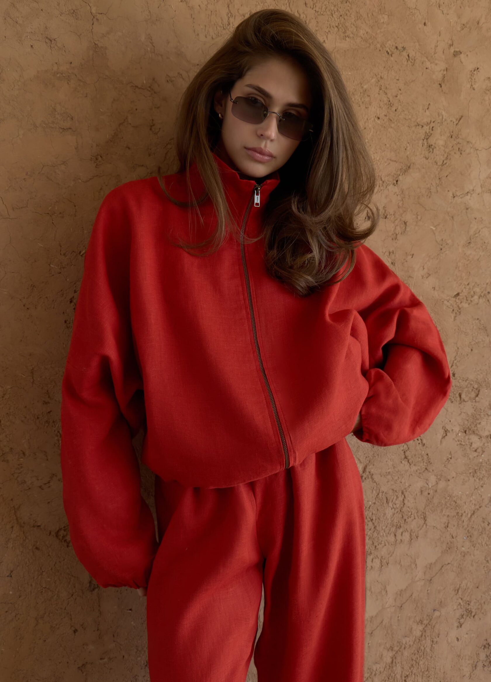 

Костюм изо льна Savanna: бомбер + брюки - Красный, Red velvet;красный