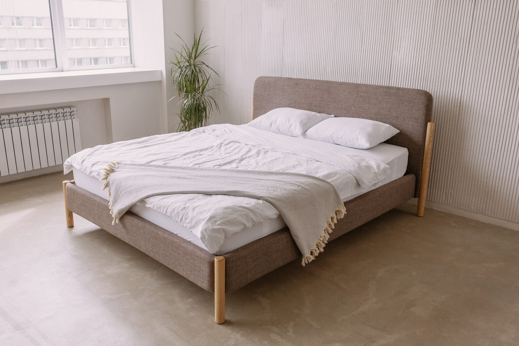 двуспальная кровать