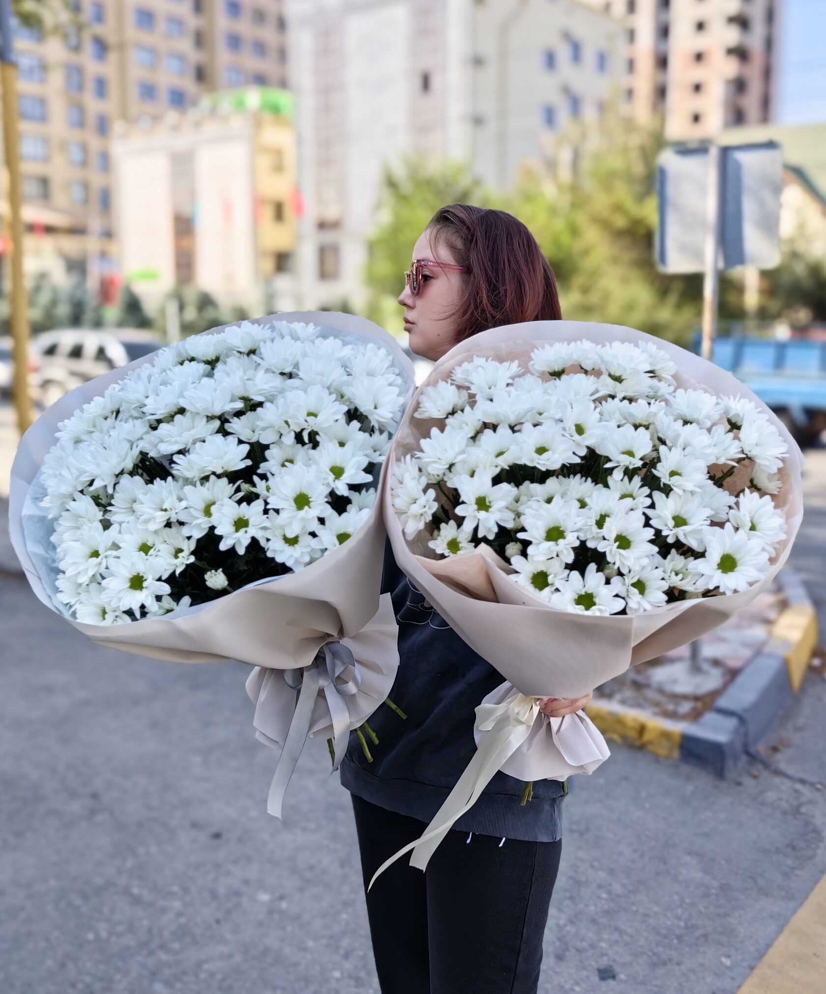 Моно букет из 9 голландских кустовых хризантем
