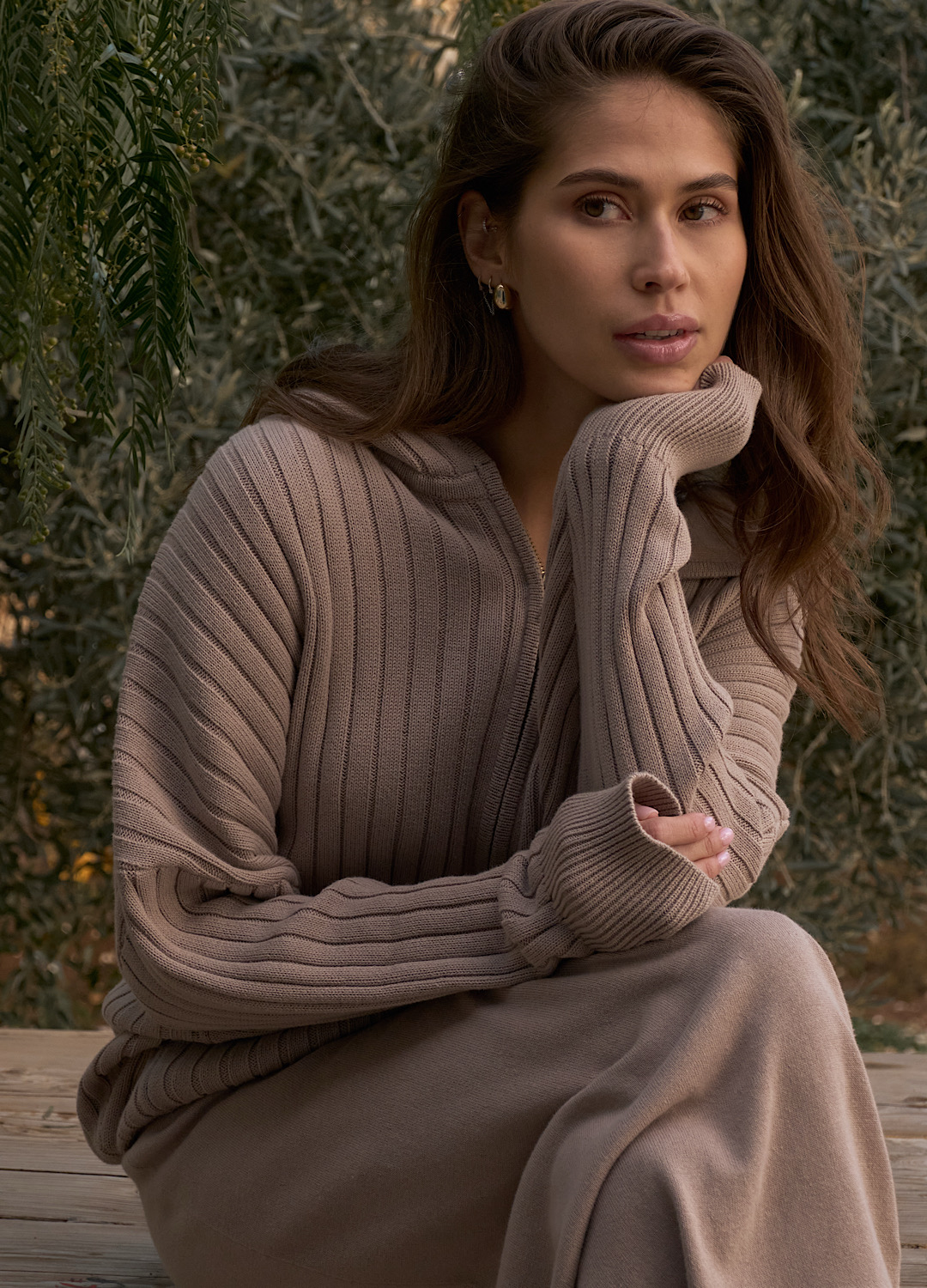 

Вязаный комплект Voishe Club: худи на молнии + брюки - Бежевый, Taupe;бежевый