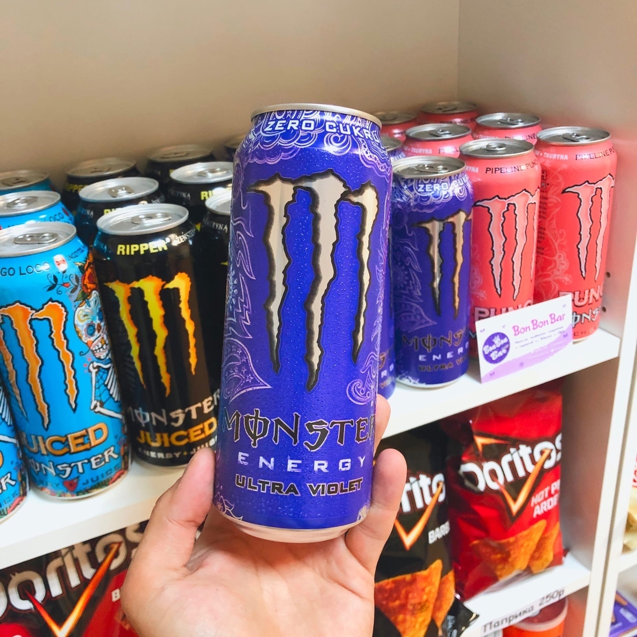 Monster pacific punch вкус. Monster Energy Pacific Punch вкус. Monster Mixxd Punch 500ml. Монстр Энергетик Pacific Punch вкус. Пацифик пунш Энергетик монстр.