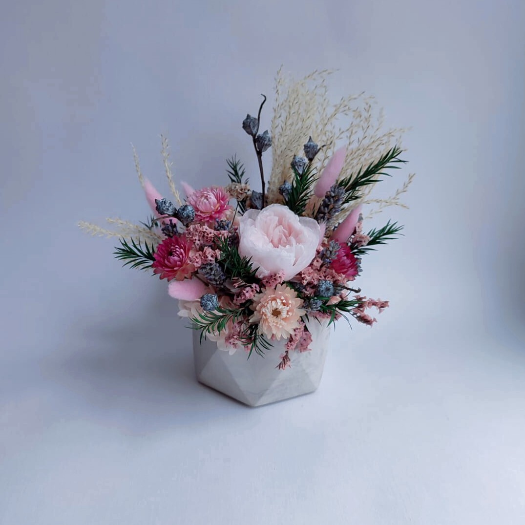 Композиция в кашпо Вдохновение природы