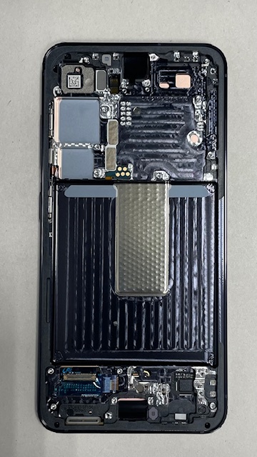 Дисплей с тачскрином Samsung (Самсунг) S23 / S911 (сервисный 100% оригинал) (черный) с рамкой