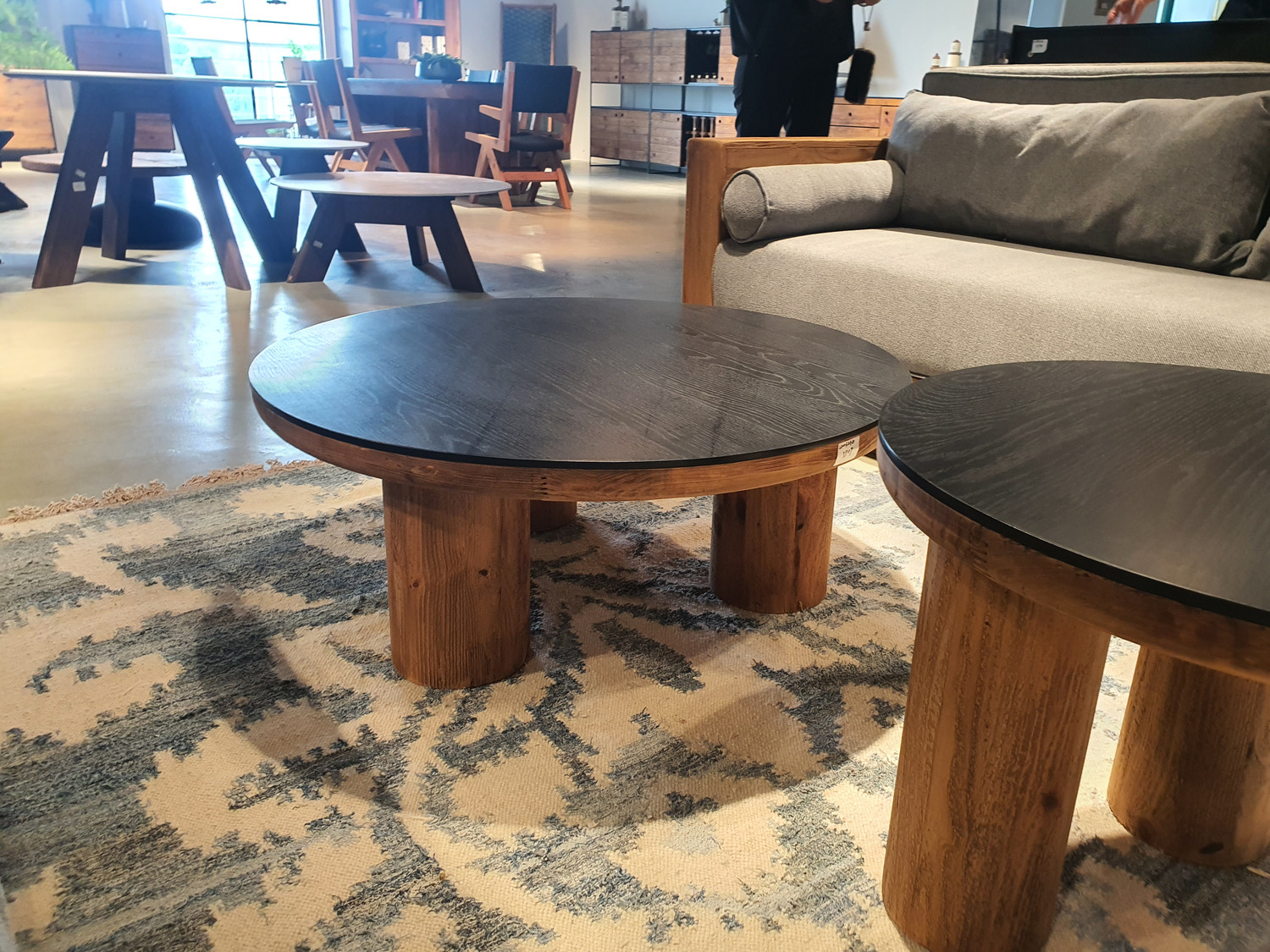 стол  Miranda&Serena   Y910  