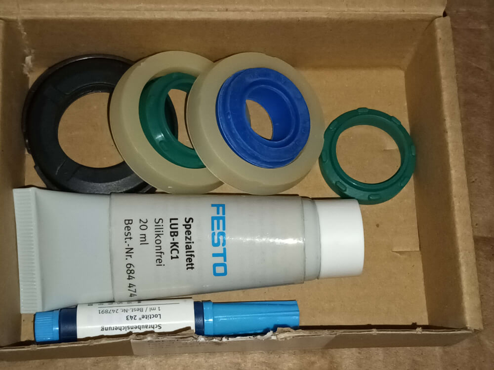 Ремкомплект для пневмоцилиндра FESTO DNC-40-PPV-A 369196