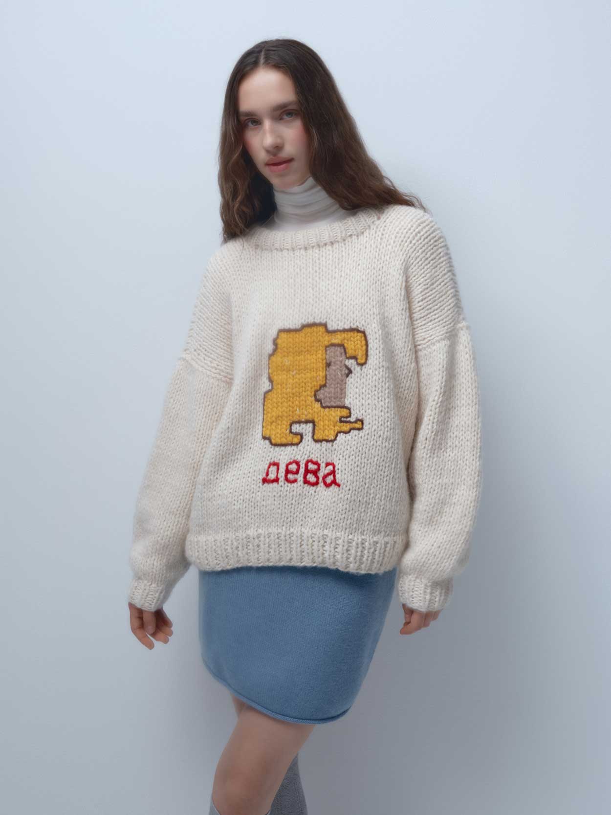MIRSTORES Свитер с вышивкой “Дева”