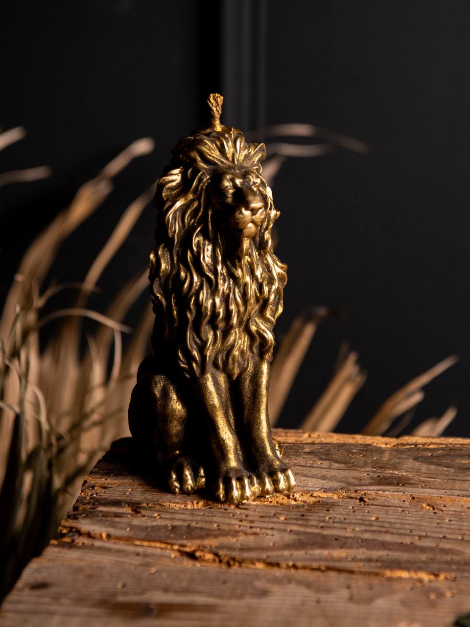 Свеча лев. Свеча лев античный. Свеча в форме льва. Свечка лев. Свечка лев с металлическим основанием.