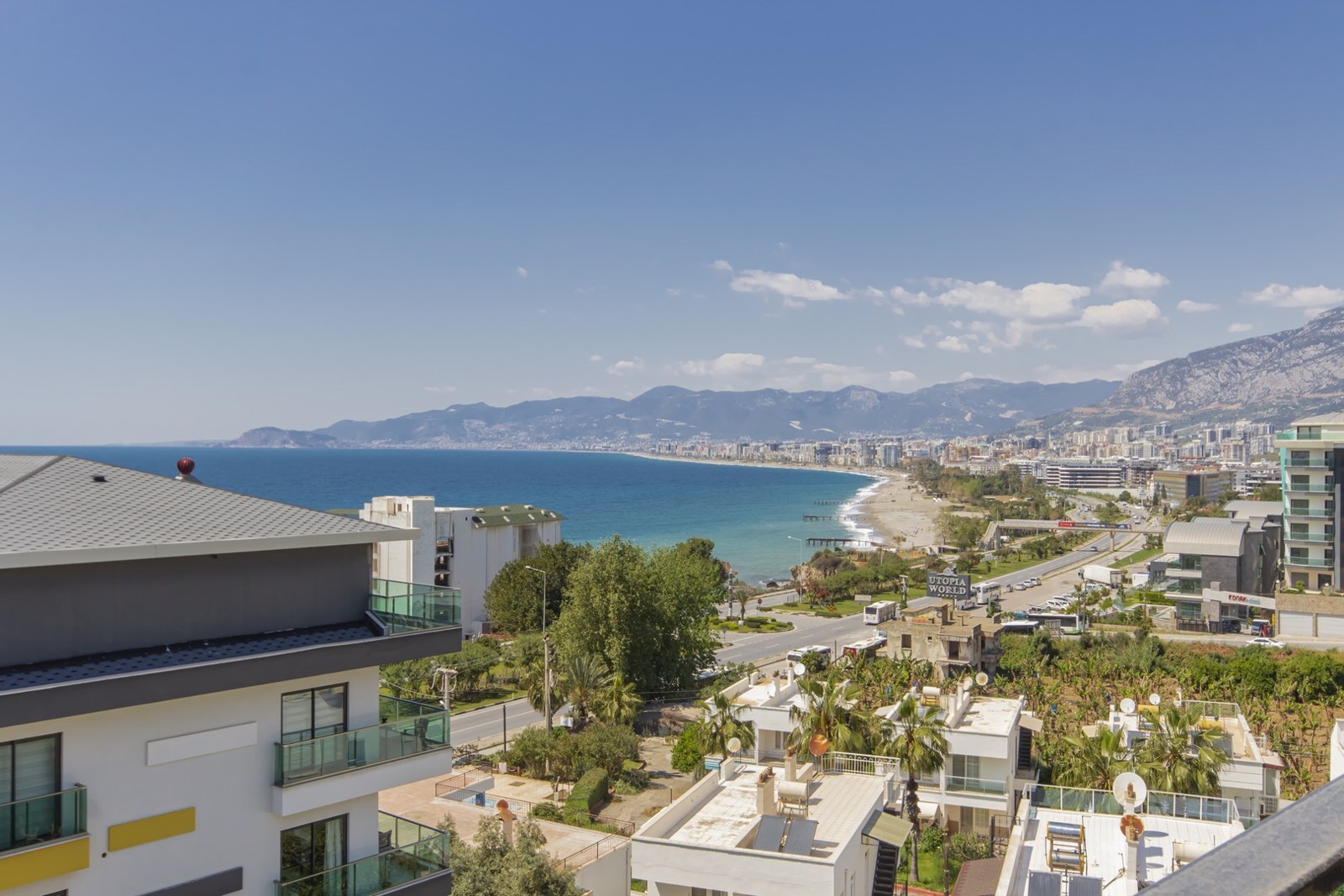 Lucita Sea Residence · 4+1