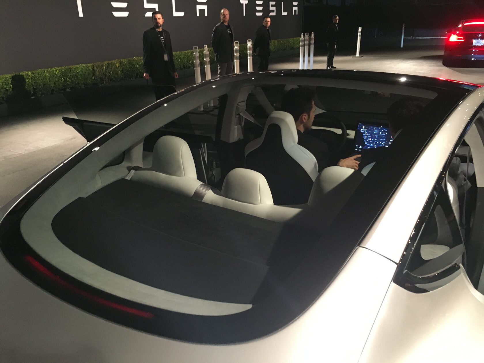 model3-backwindow