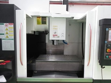 Вертикально-фрезерный обрабатывающий центр с ЧПУ VM1160S, превью 2