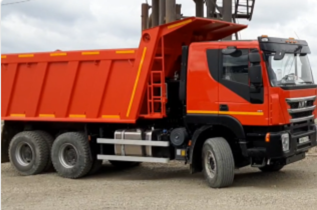 Самосвал АМТ 652901 6х4