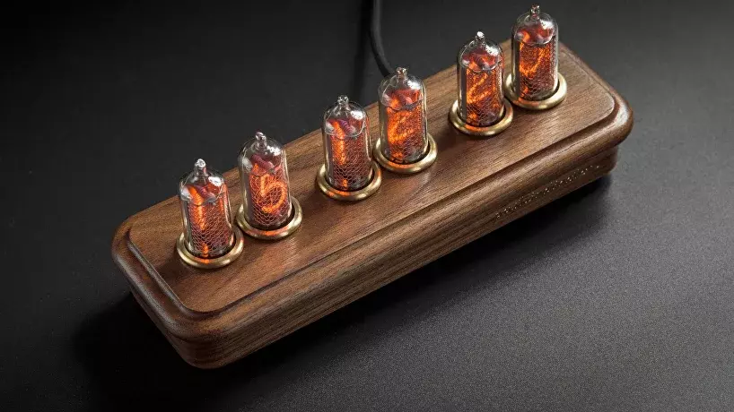 Vostok-4 Black: Walnut nixie clock, view 2