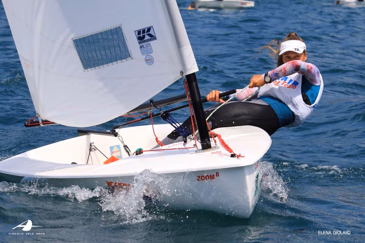 Sail for Zoom8