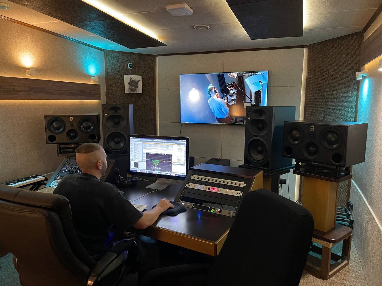 Курс Сведение и мастеринг в Аудиошколе DJ Грува