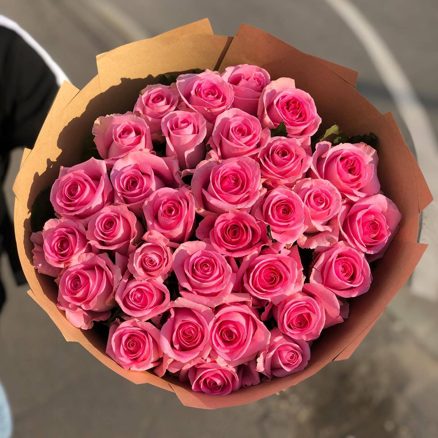 Предлагаем вашему вниманию букет розовый бриз из розовых роз сорта ...