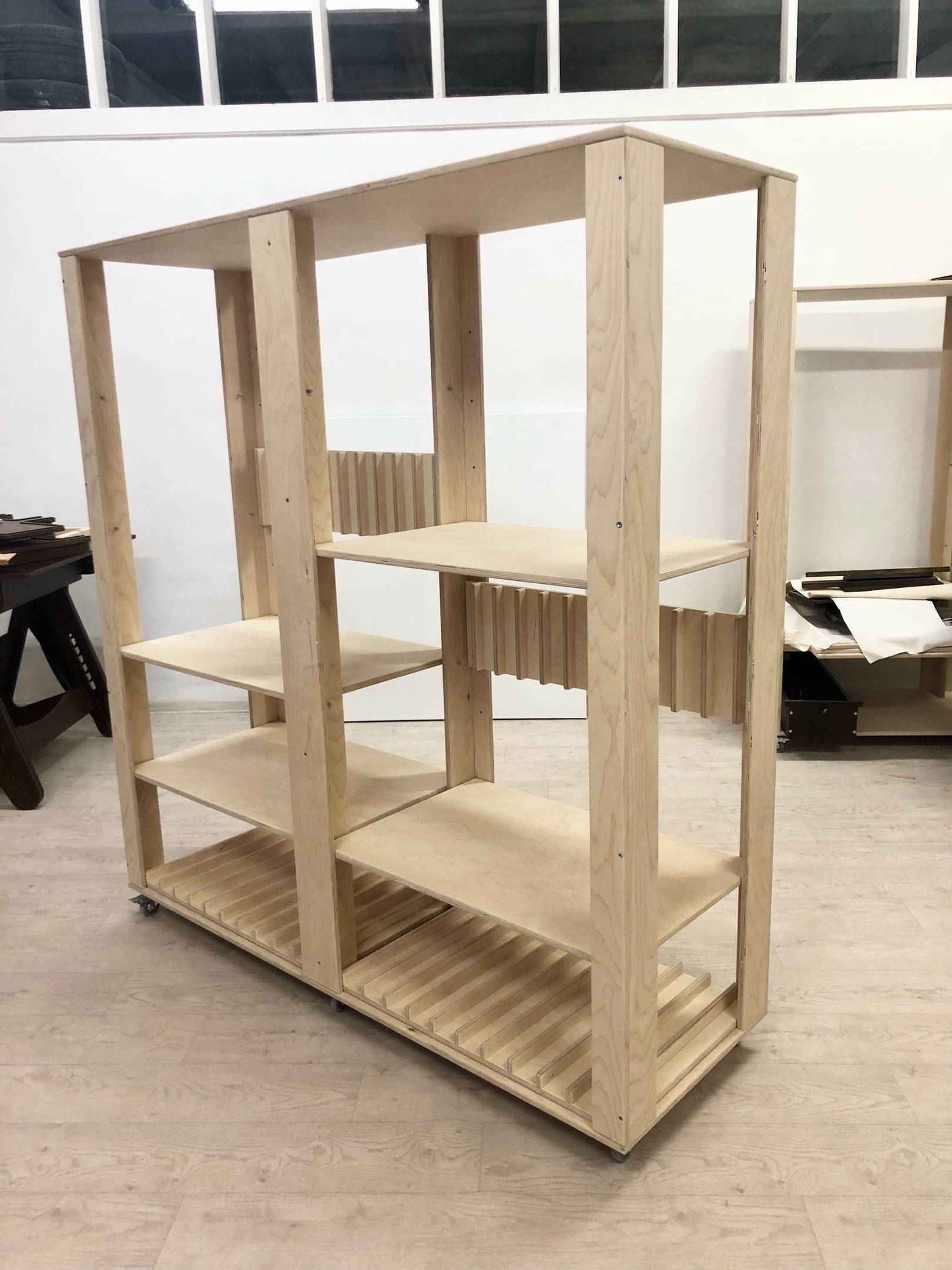 Стеллаж для хранения холстов с разделителями. Купить в интернет ...