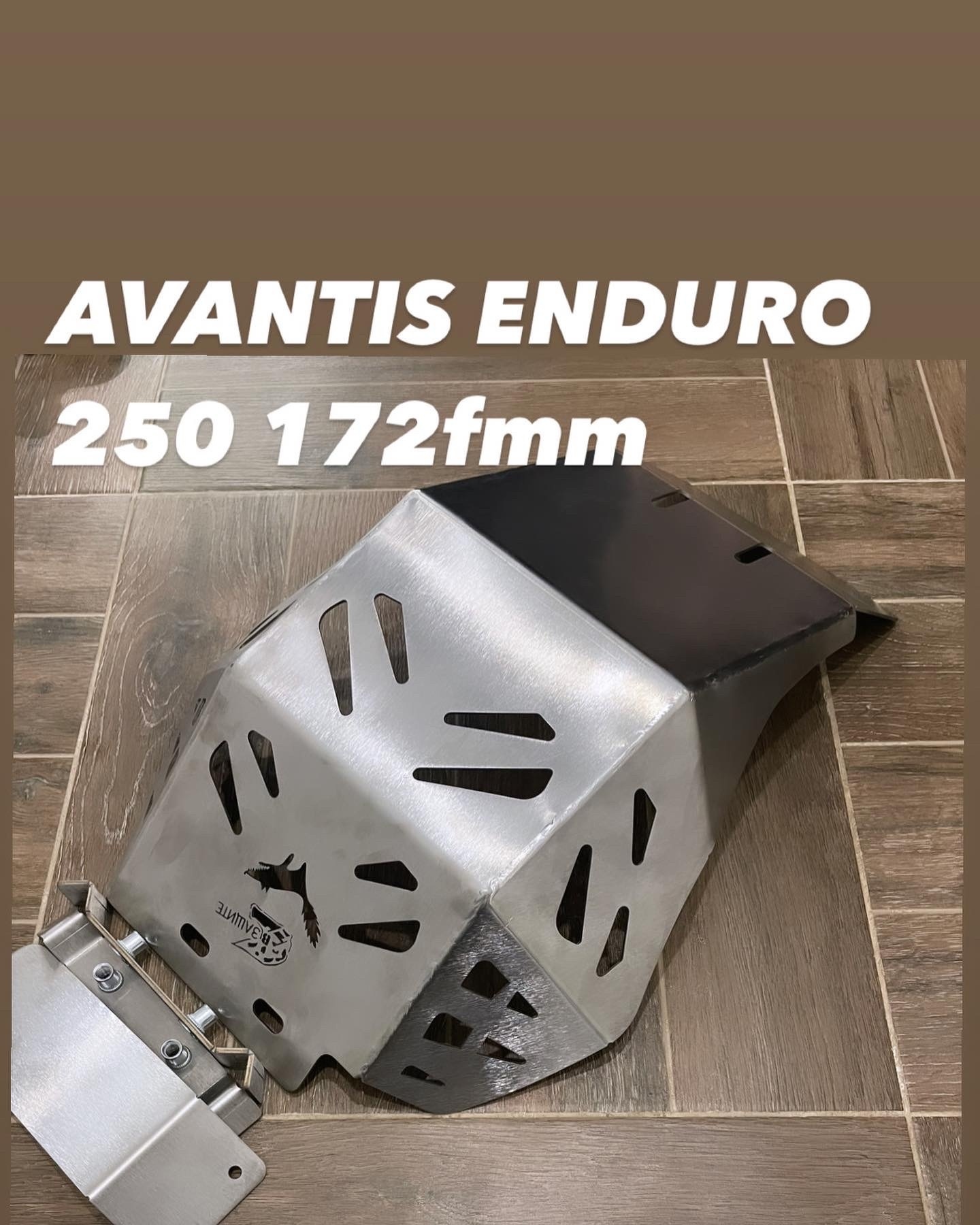 Защита двигателя и прогрессии для мотоцикла Avantis ENDURO 250