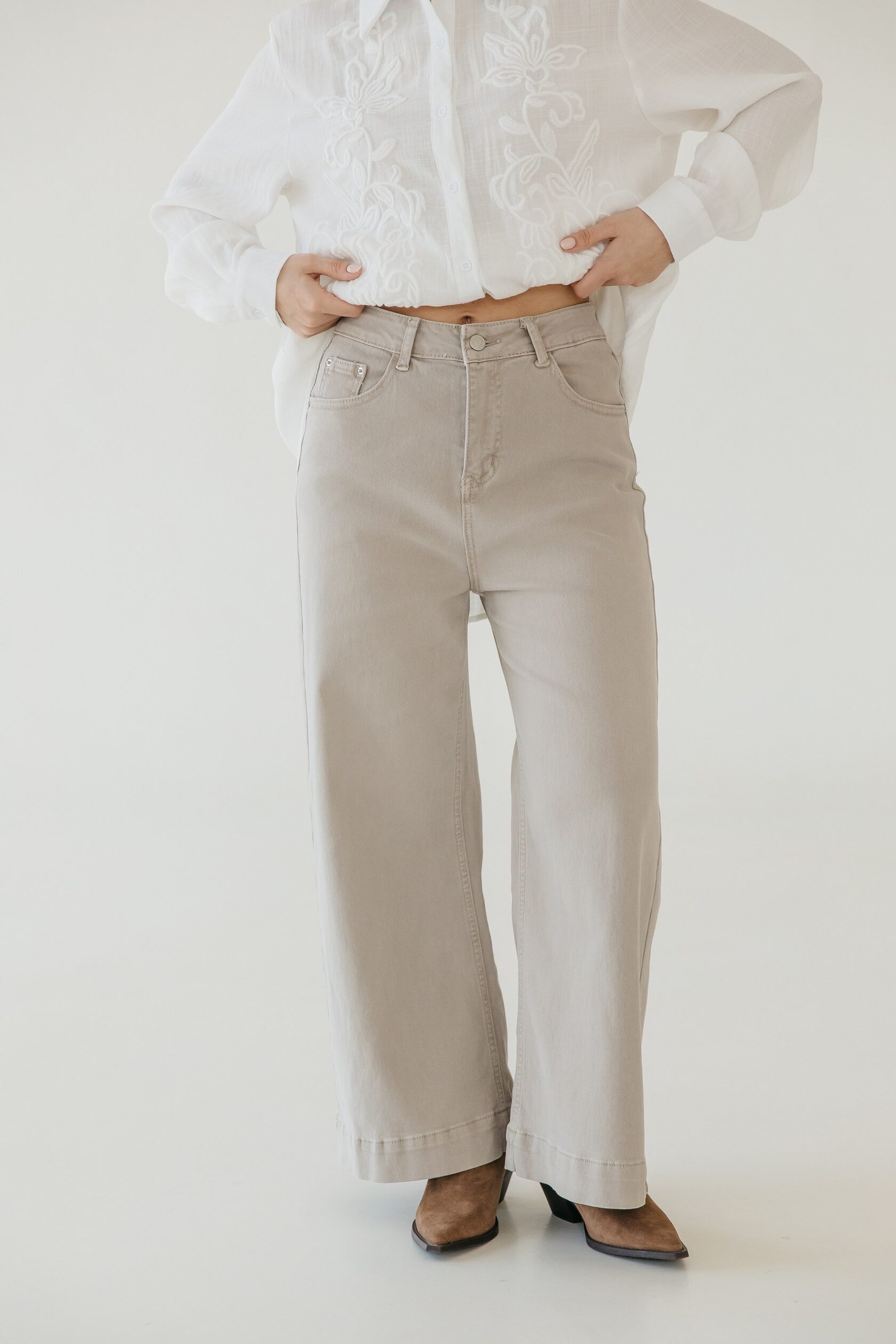 Укороченные джинсы палаццо