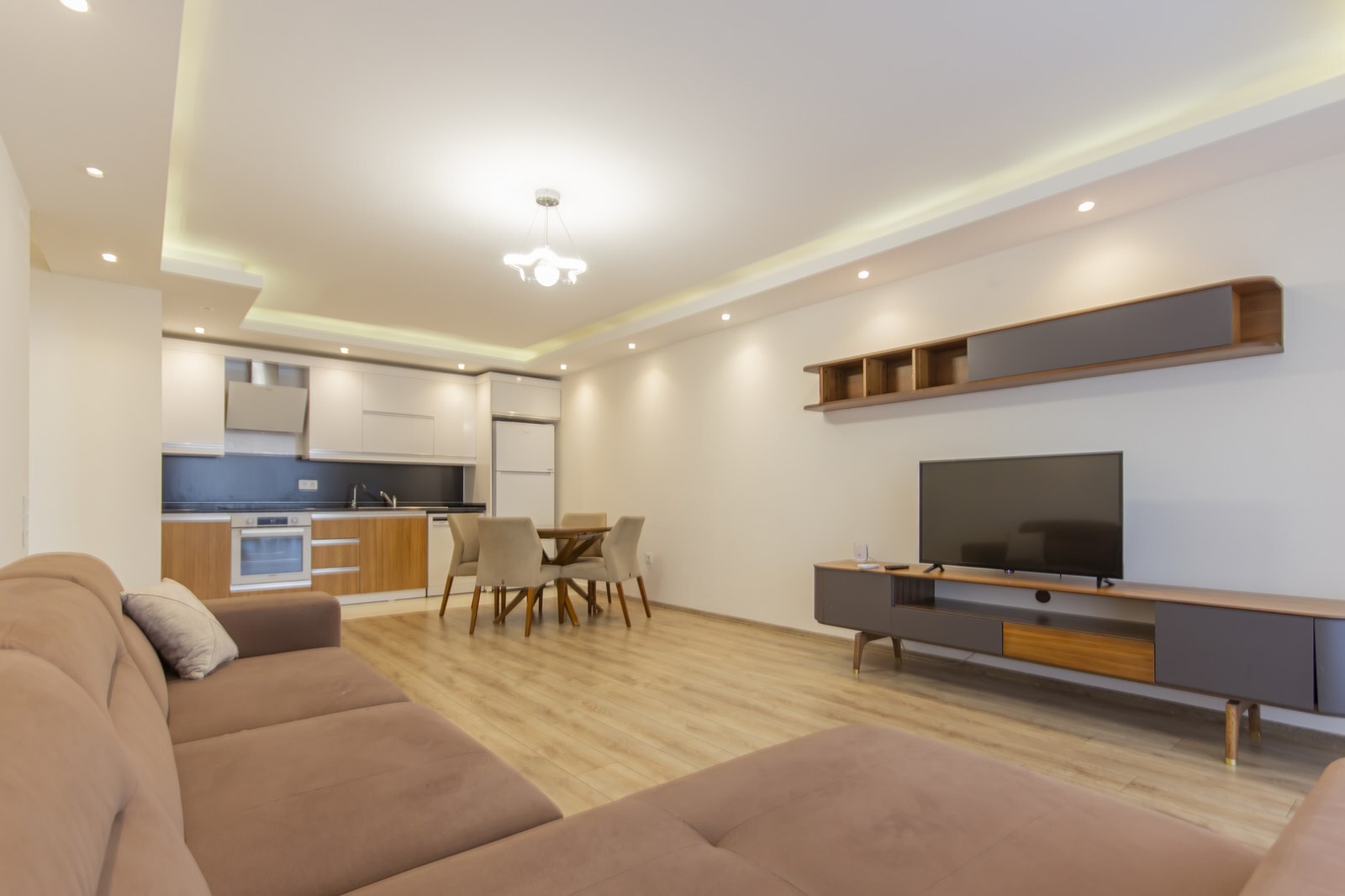 Kurt Safir Euro 15 · 1+1