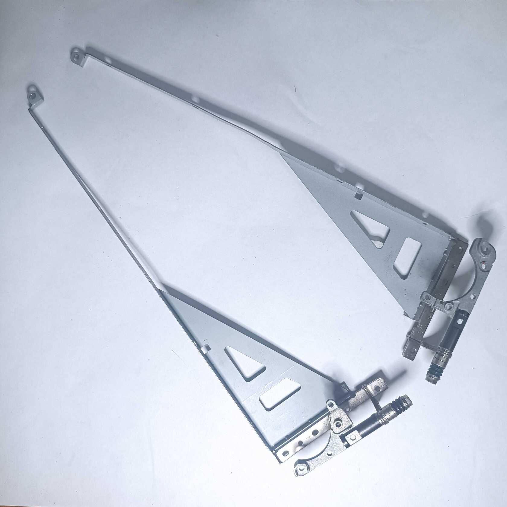Петли ноутбука Toshiba A300 A305 FABL5003010 FABL5004010