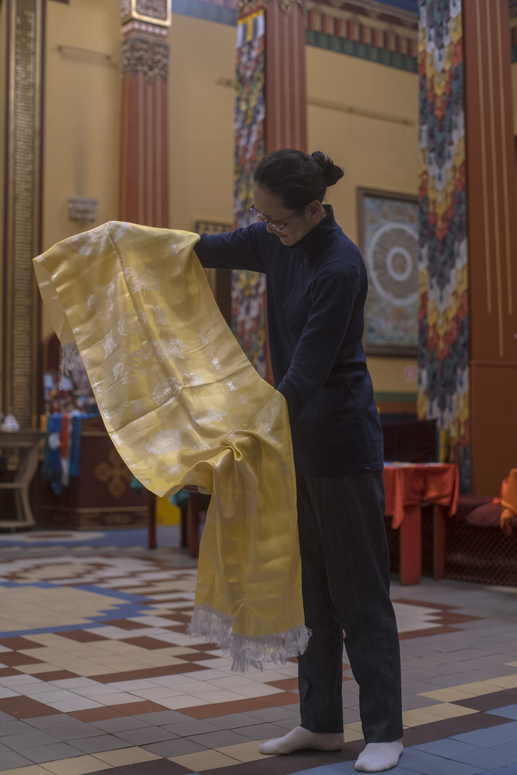 Хадак желтый длинный