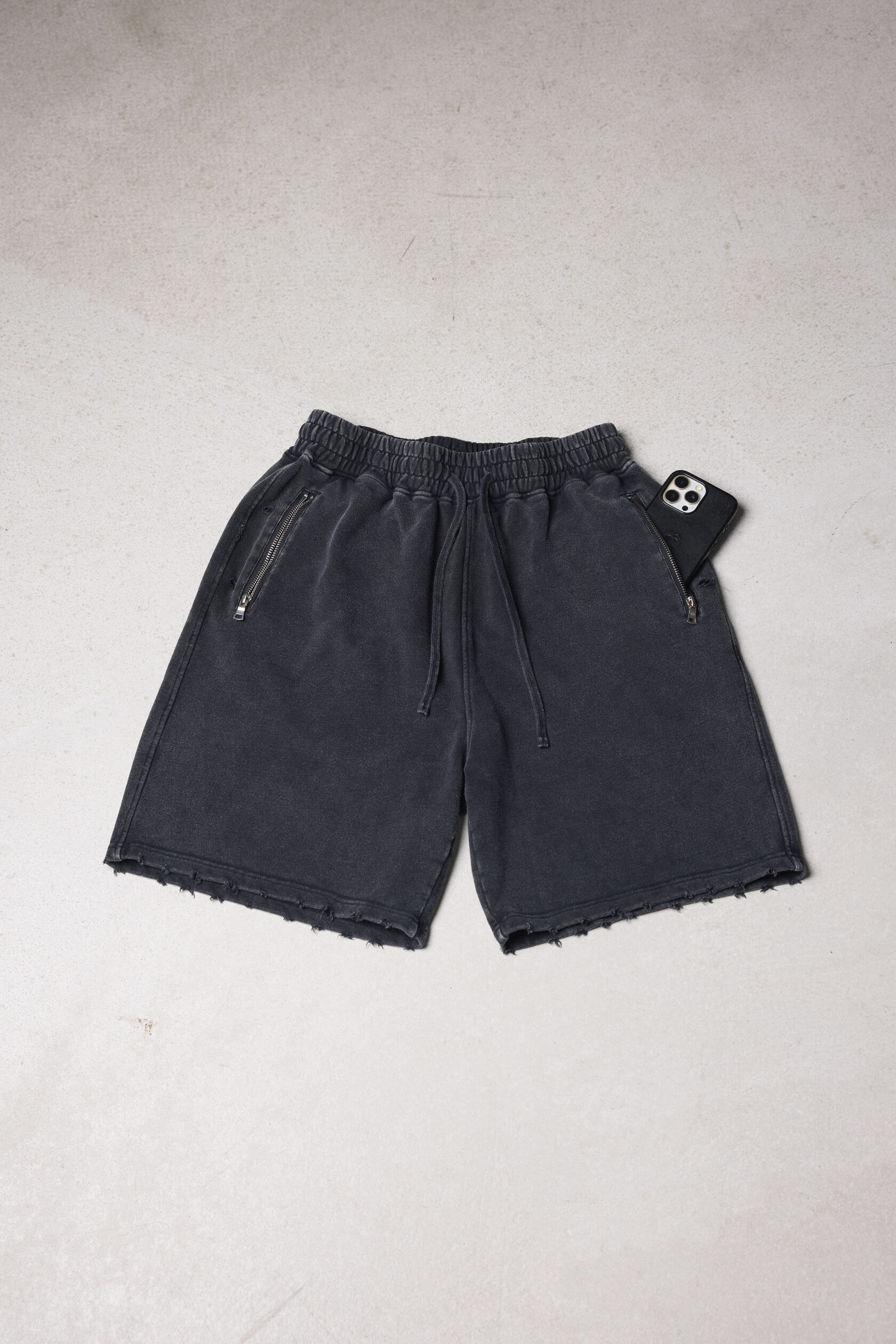 ZIP WASHED SHORTS