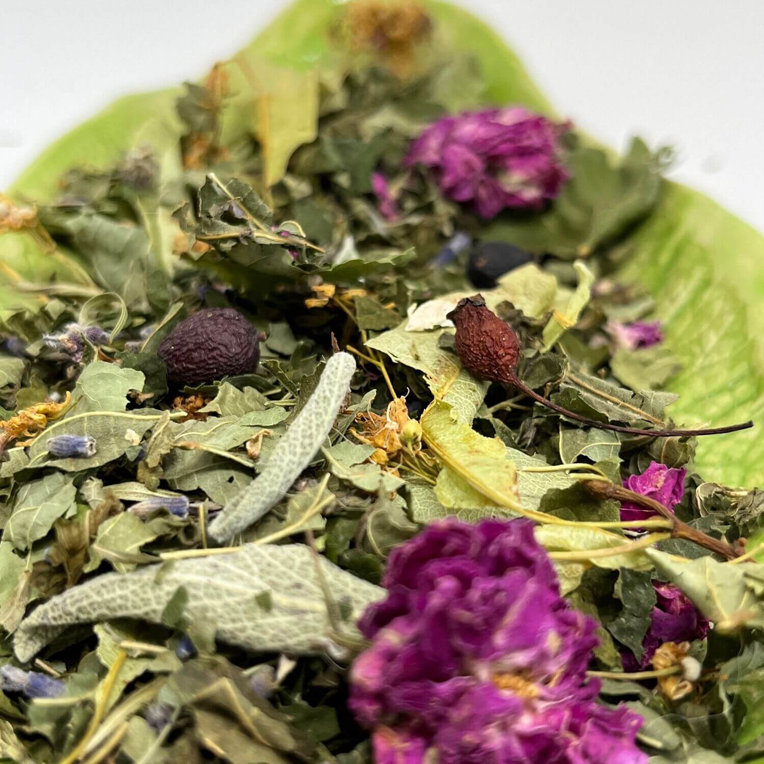Чай долголетия. Травяной чай долголетия. Чай долголетие с Байкала. Чайный набор из мяты чабреца. Зимний чайный Арсенал: травы.