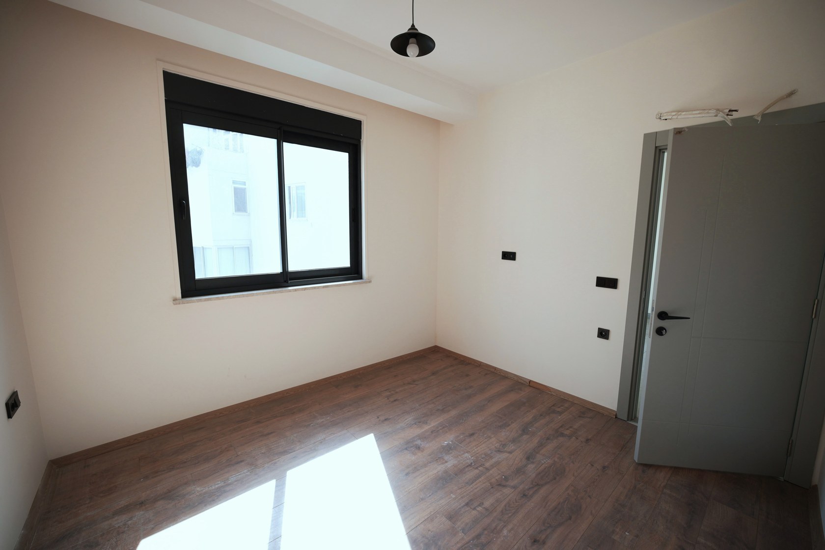 Novis Parador · bez mebli · 1+1 — zdjęcie 2