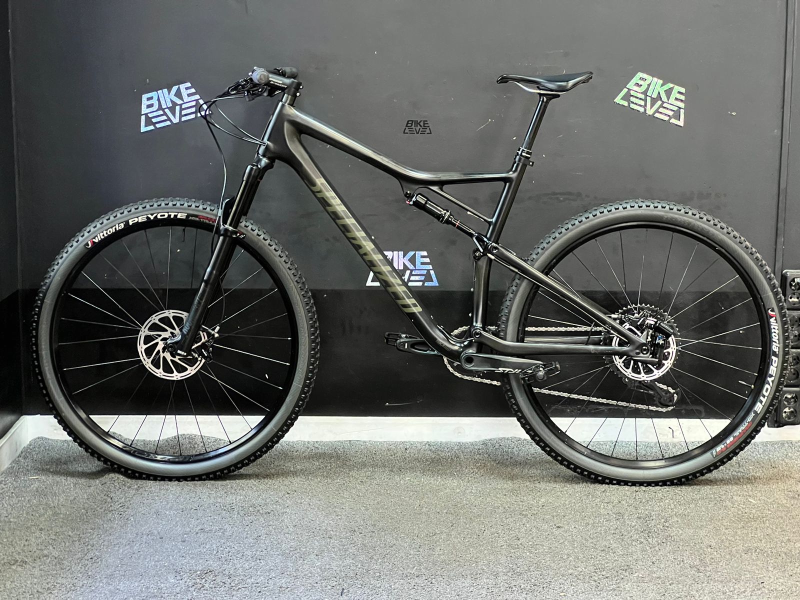 Specialized epic comp carbon evo 2020 online