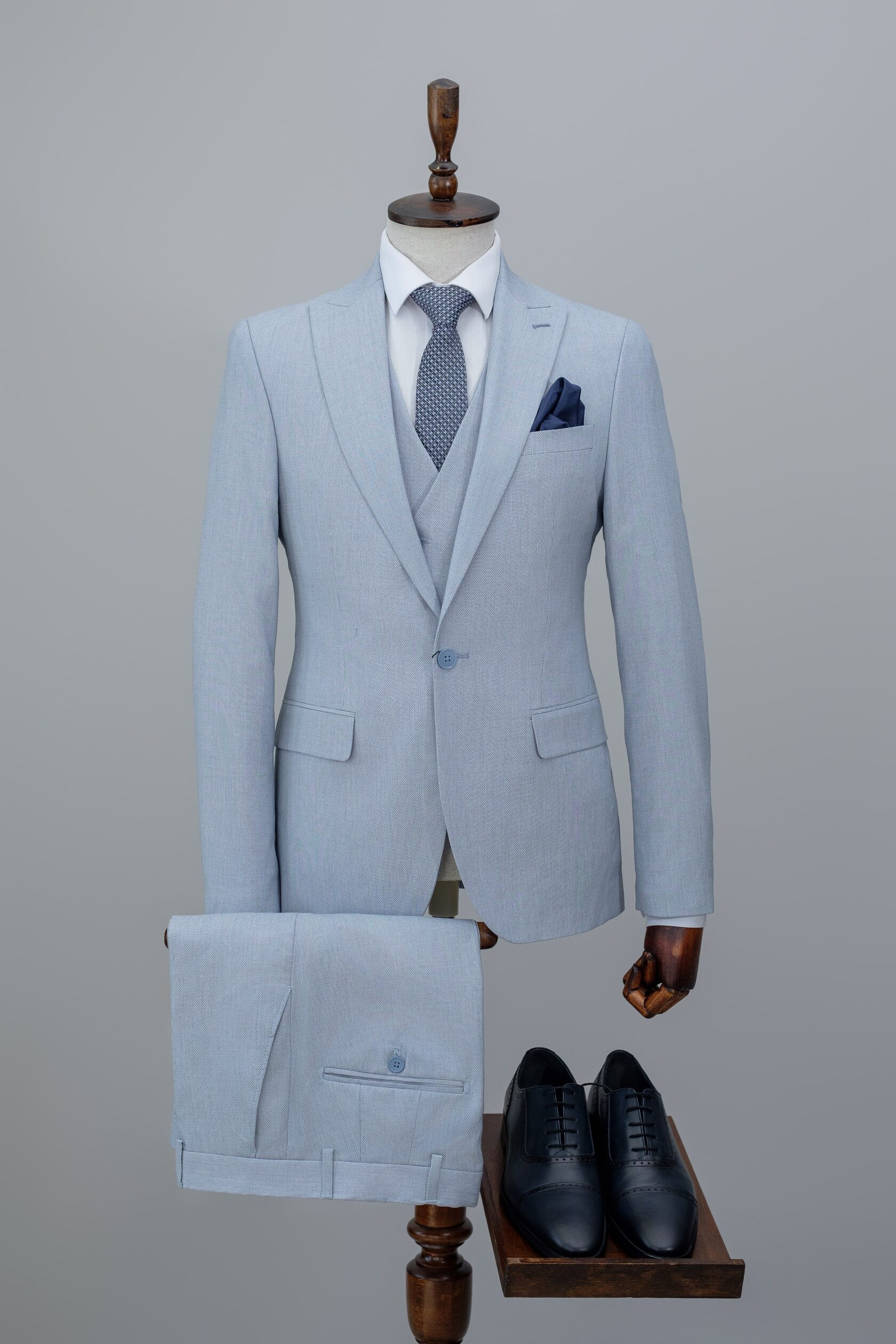 Свадебный костюм "Блускай" морозно-голубой – тройка Slim Fit | 700 ...