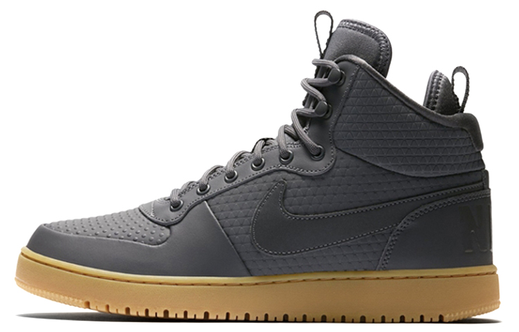 Nike mid borough winter online