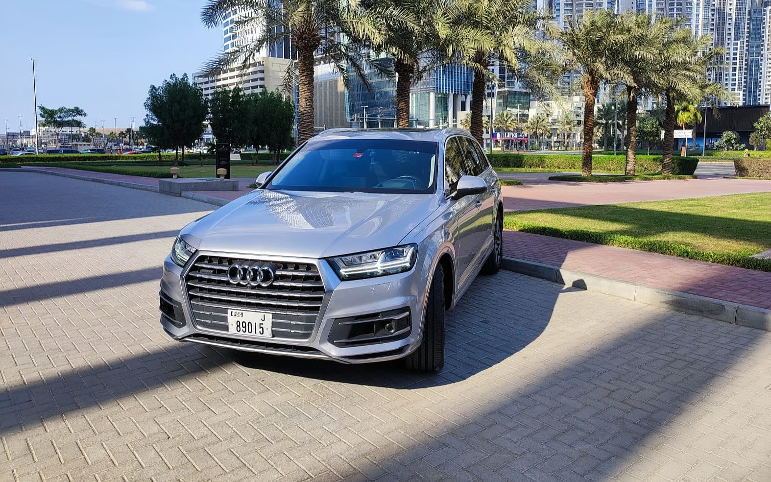 Audi Q7 (Grey), 2019