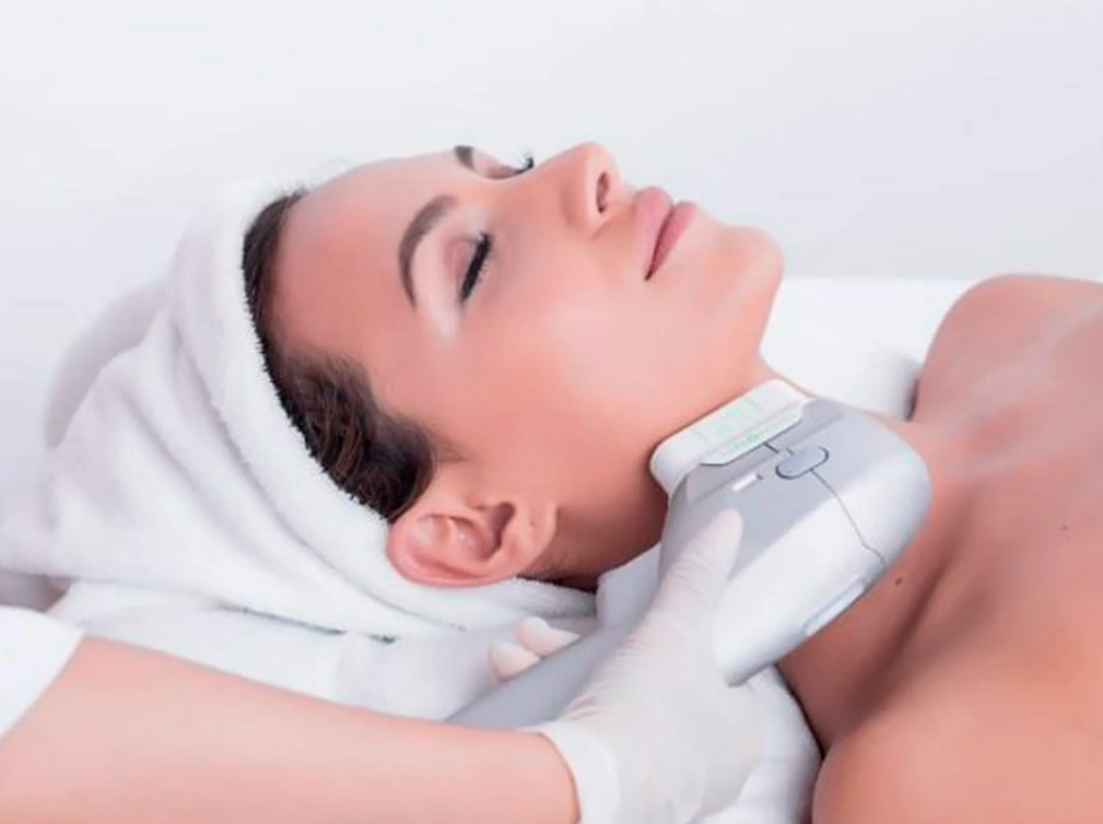 Skin laser center. фотоомоложение шея. лазерная шлифовка кожи deka. фотоомоложение palomar. фотоомоложение шея.