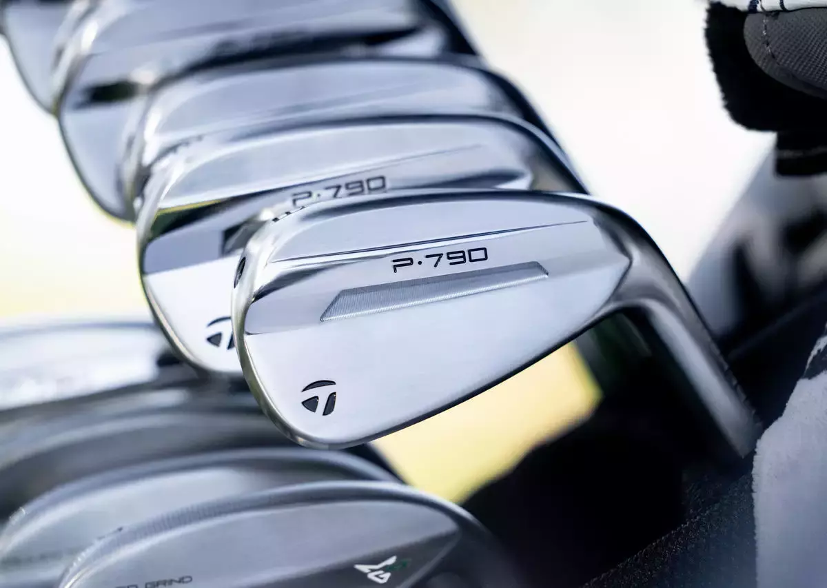 Айроны TaylorMade P790, сталь