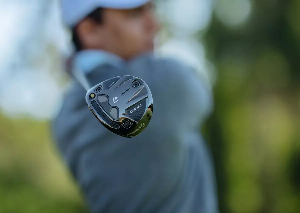 Гольф клюшка TaylorMade Qi4D Tour