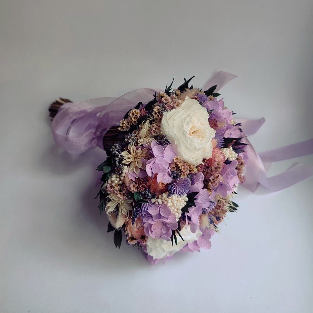 Букет невесты из сухоцветов Аметистовые переливы