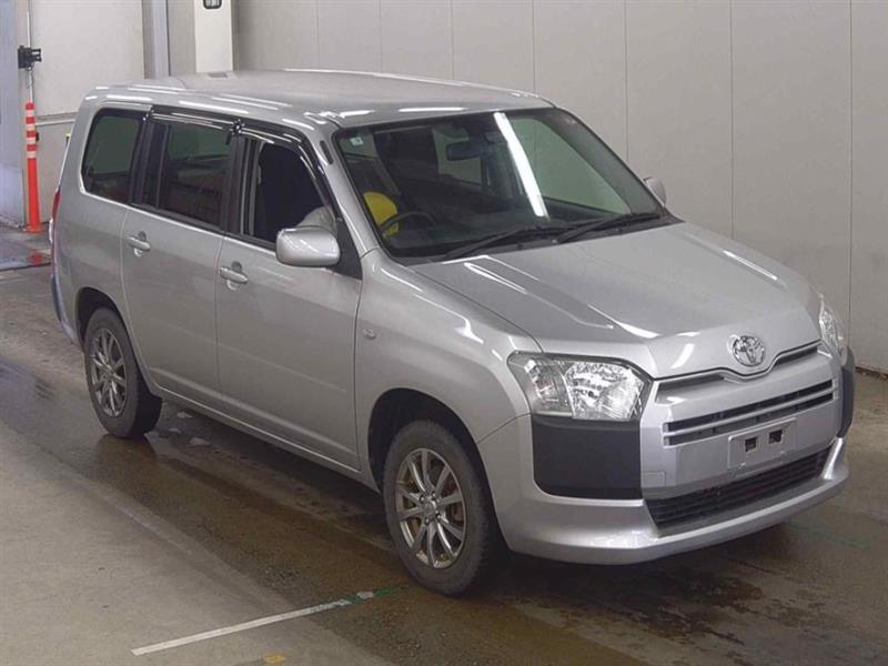 TOYOTA SUCCEED 4WD