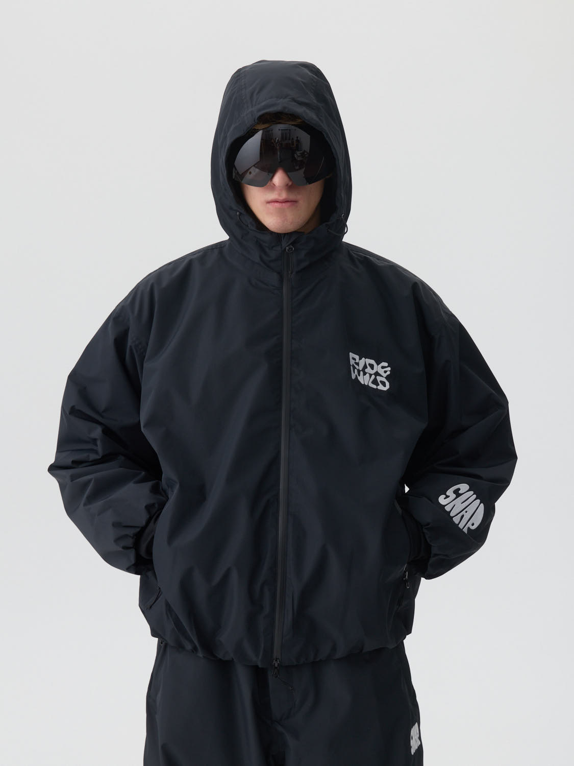 SNAP x WILD JACKET BLACK