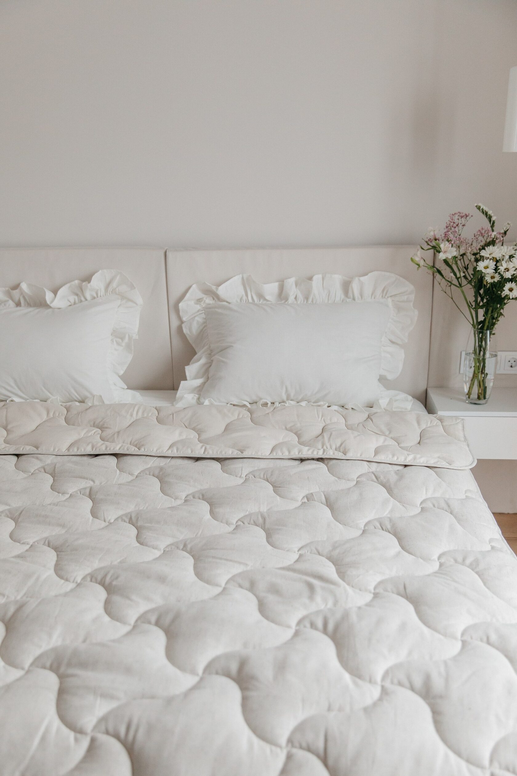 Базовое одеяло всесезонное