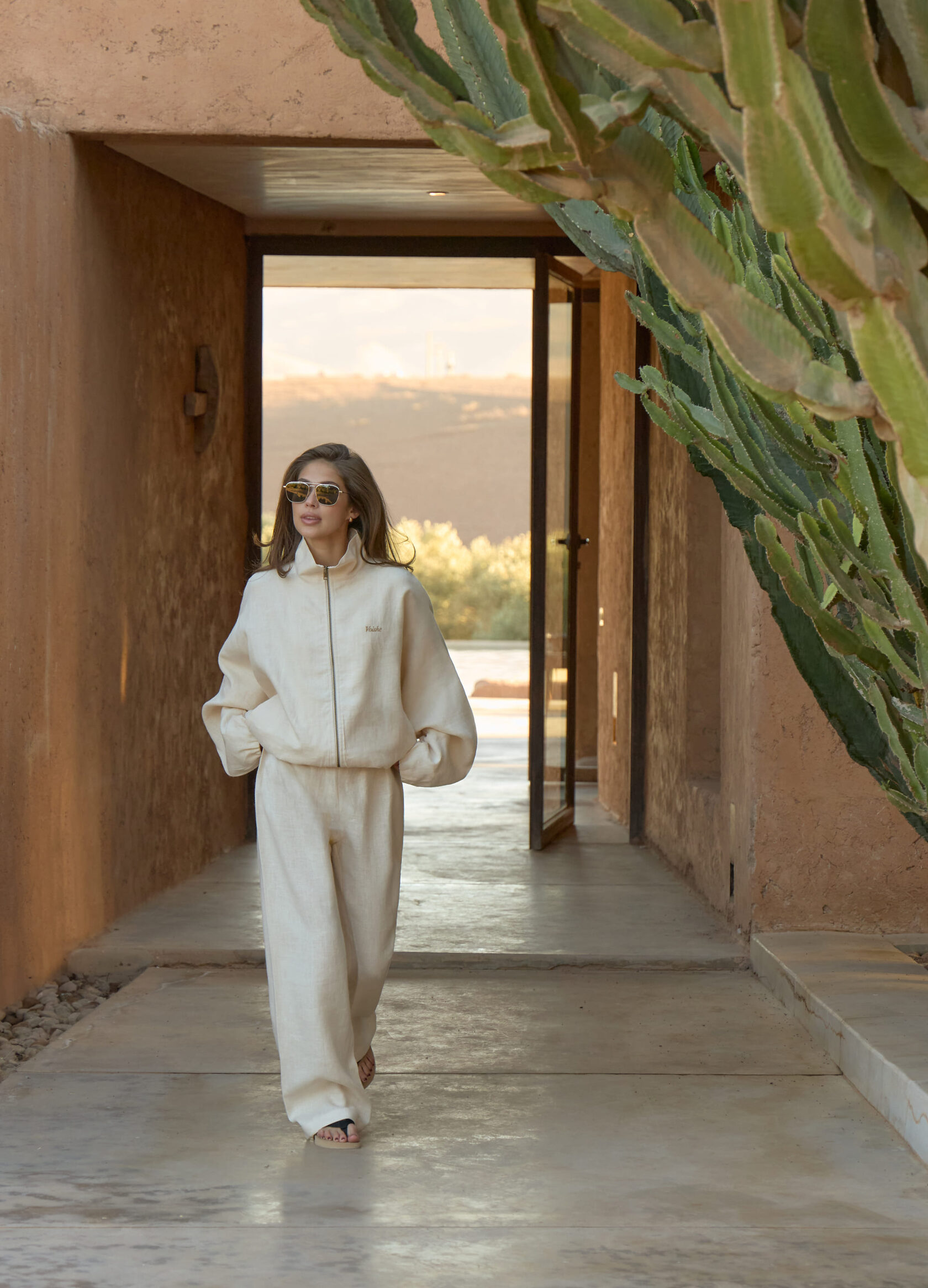 

Костюм изо льна Savanna: бомбер + брюки - Бежевый, Cream;бежевый