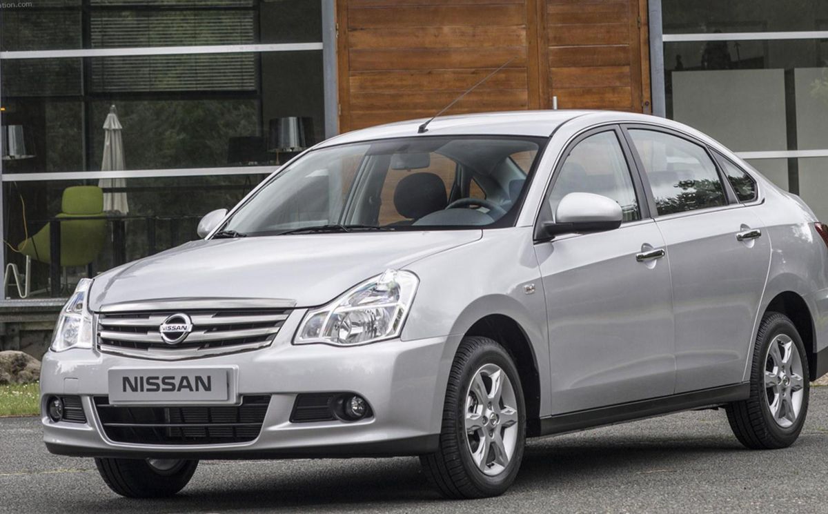 Nissan Almera