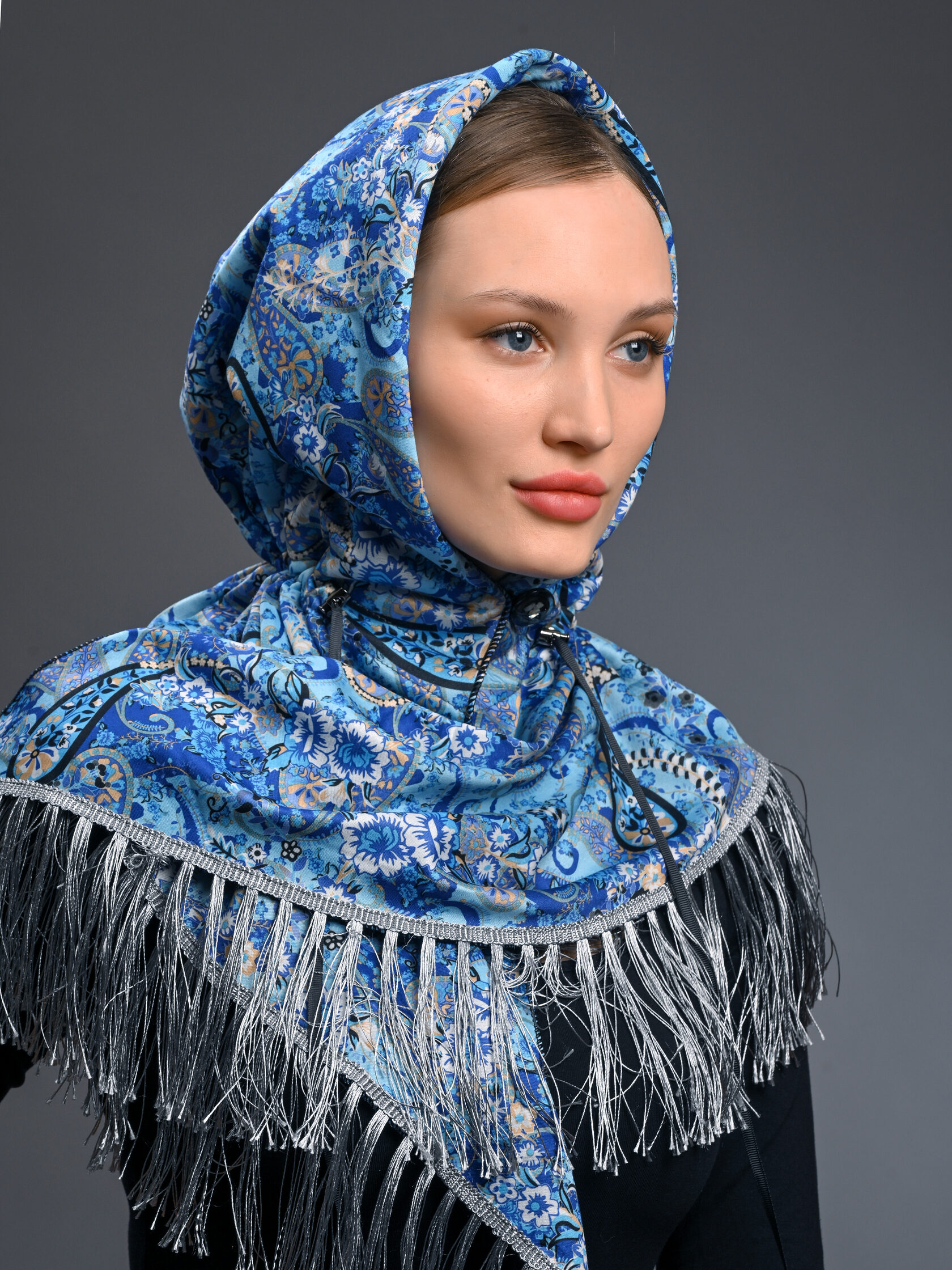 капор из трикотажа