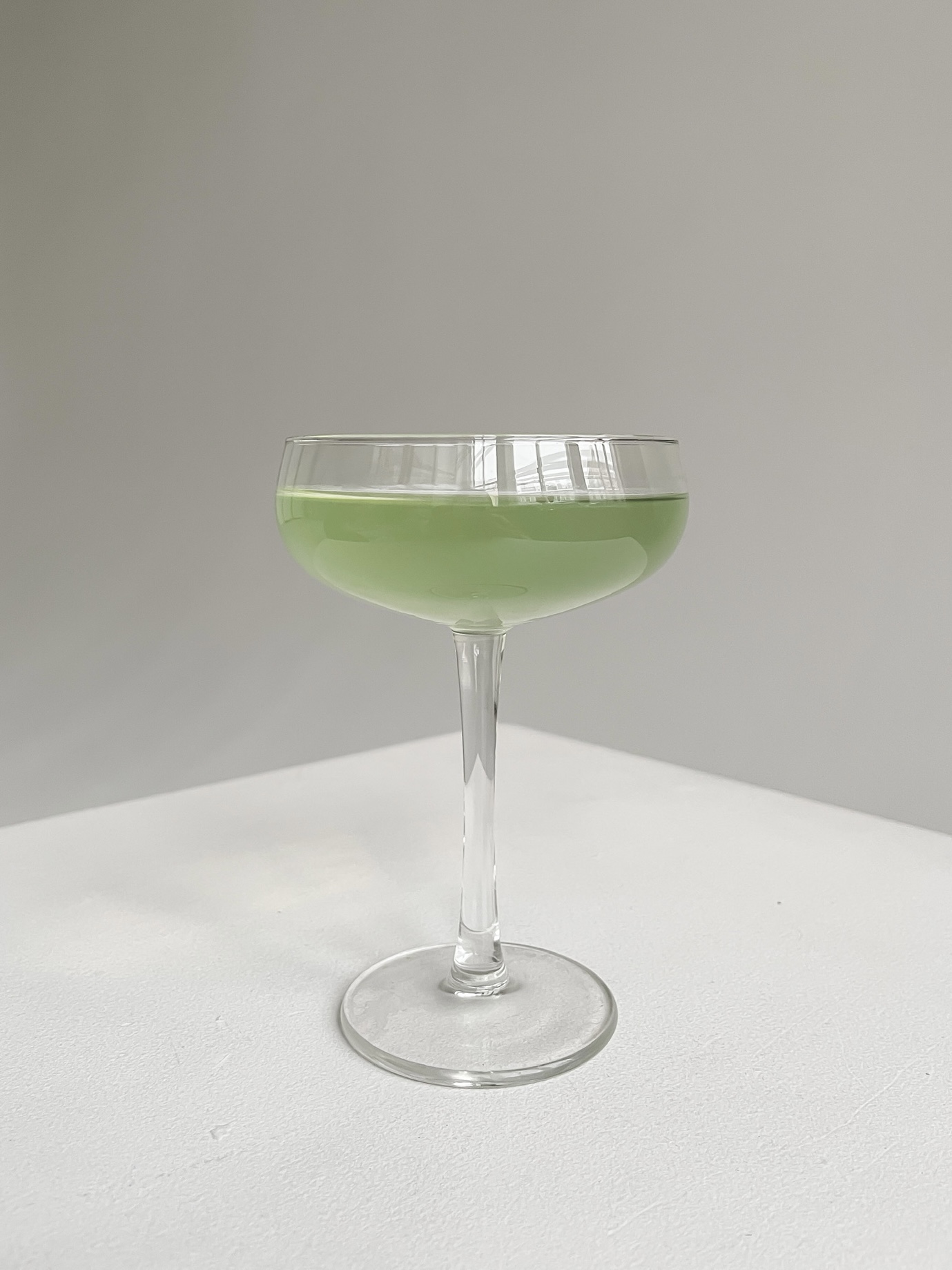 Gin basil smash