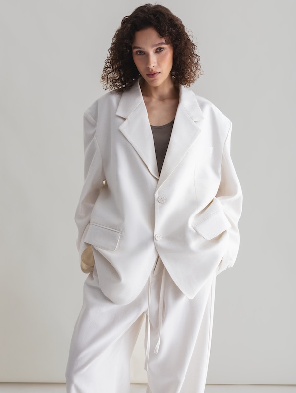 Пиджак однобортный оверсайз без подклада, белый