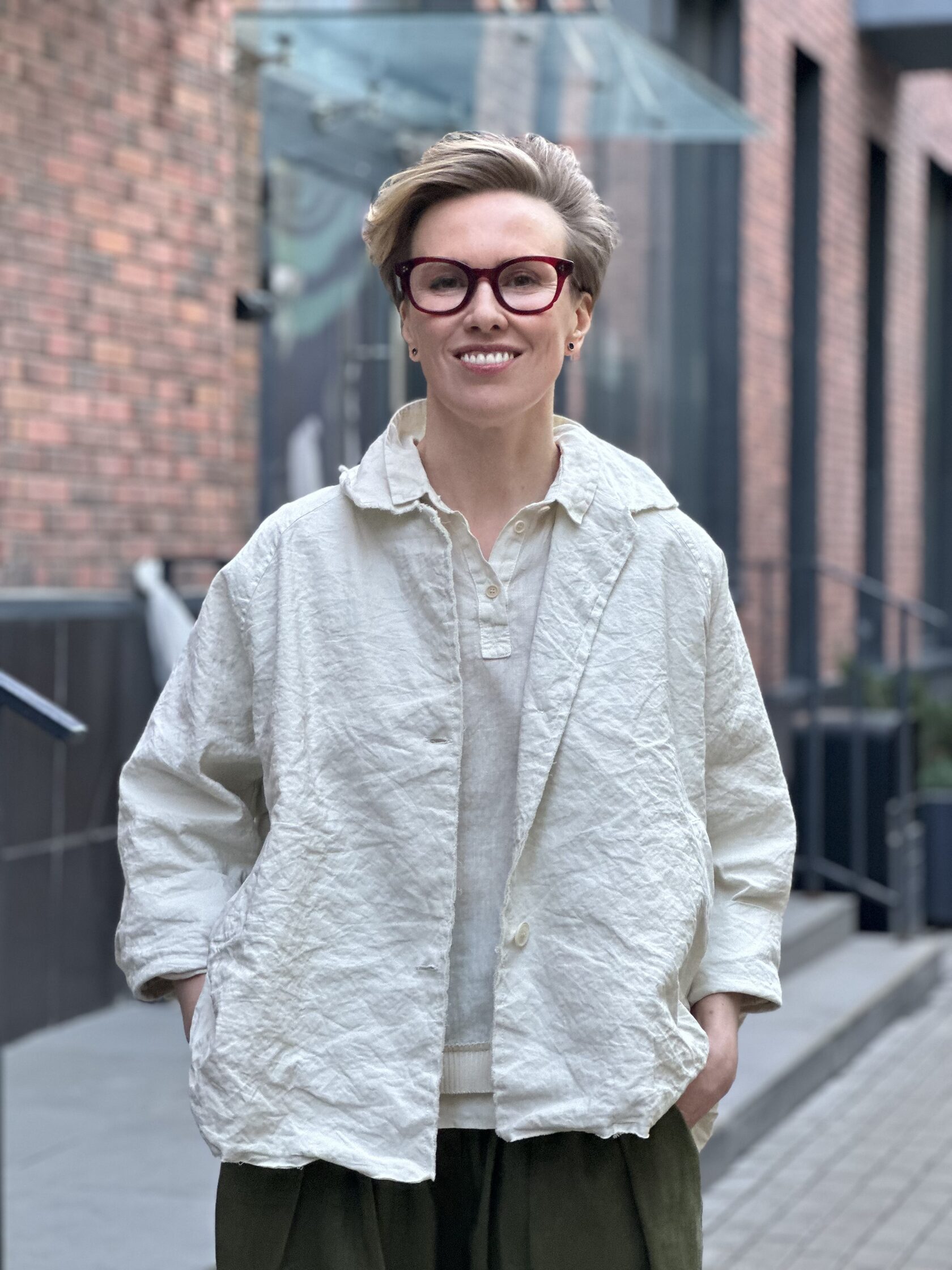 Жакет с карманами AEQUAMENTE