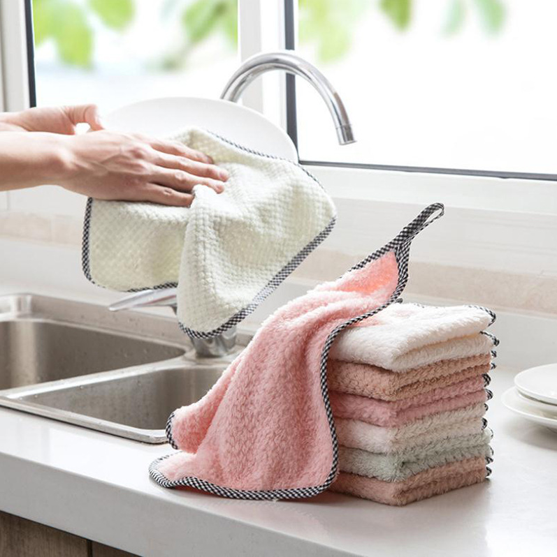 Полотенце для мытья. Полотенце кухонное. Красивые кухонные полотенца. Тряпочки для уборки из микрофибры. Кухонные тряпки для уборки.