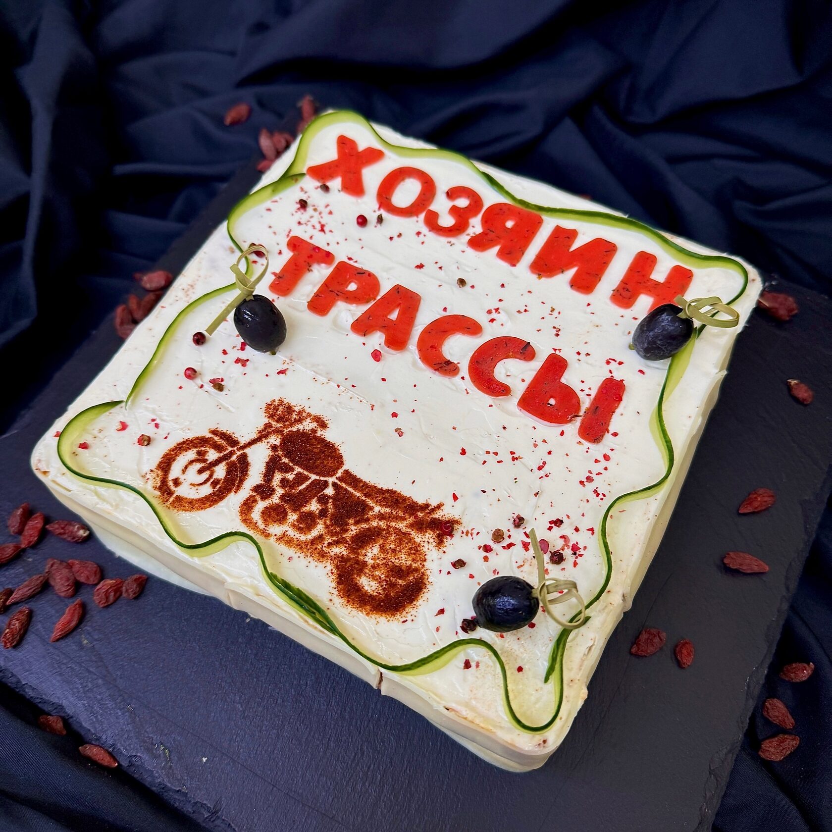 Торт "Курочка Терияки" - Хозяин(ка) трассы Торт "Курочка Терияки" - Хозяин(ка) трассы