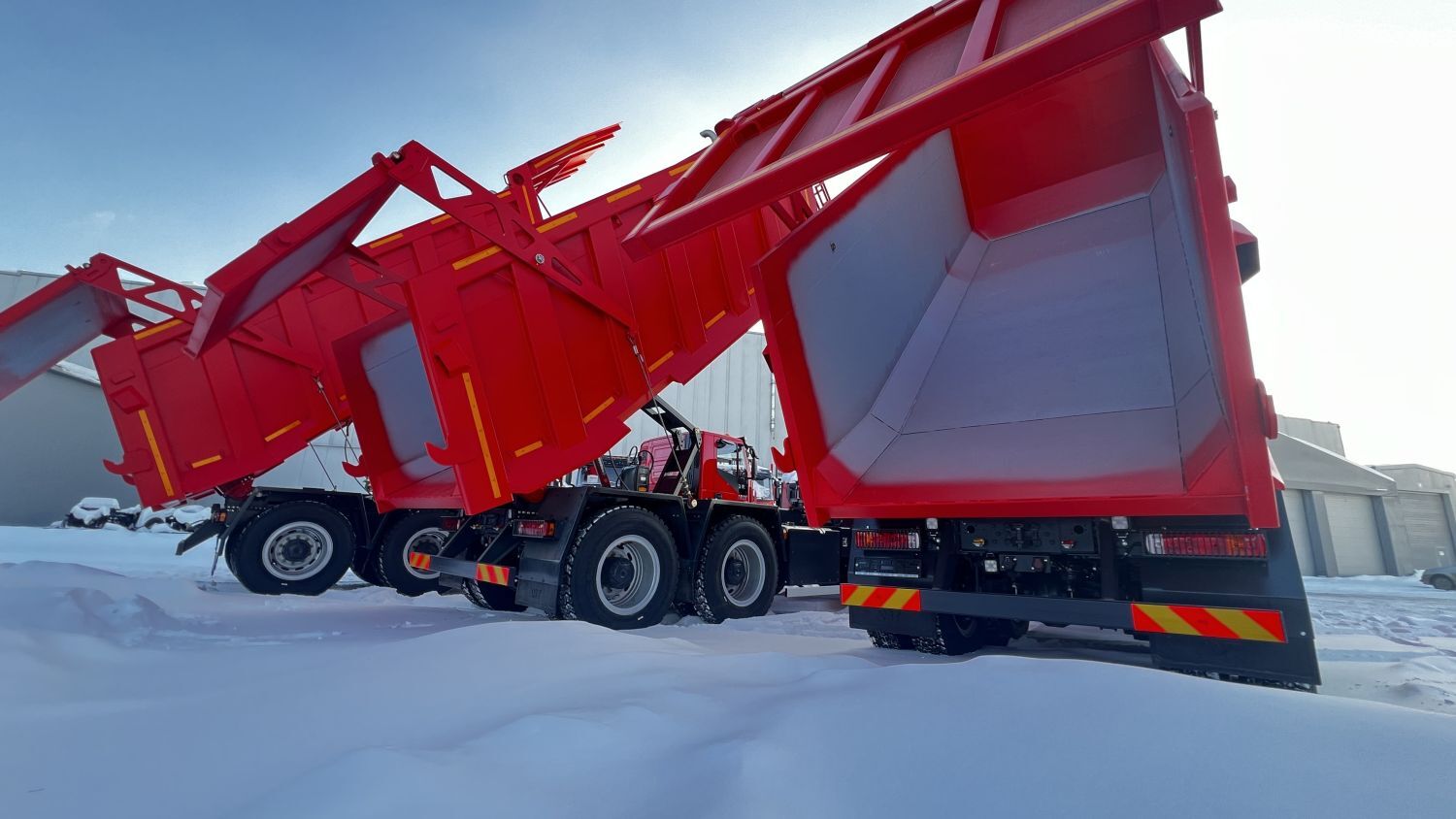 Самосвал карьерный «AMT 752901» 8х4